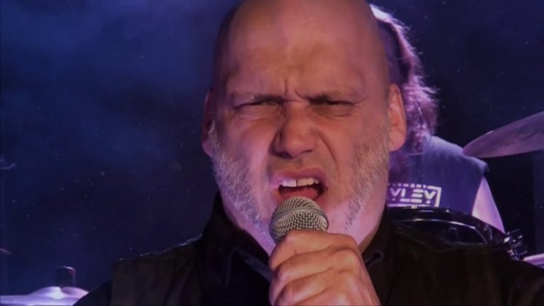 Blaze Bayley: “I’m writing a book”