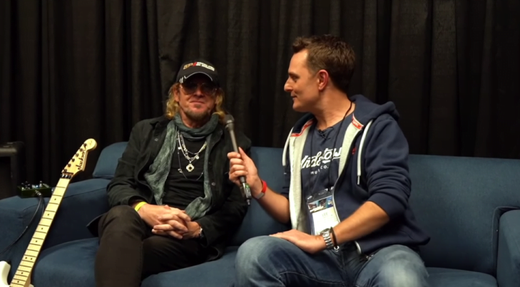 Iron Maiden's Adrian Smith Reveals Who Influenced Him