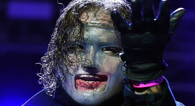 Slipknot Star Corey Taylor’s Wife Reveals Corey’s Unheard Stage Accident: “Yeah, It Hurt”