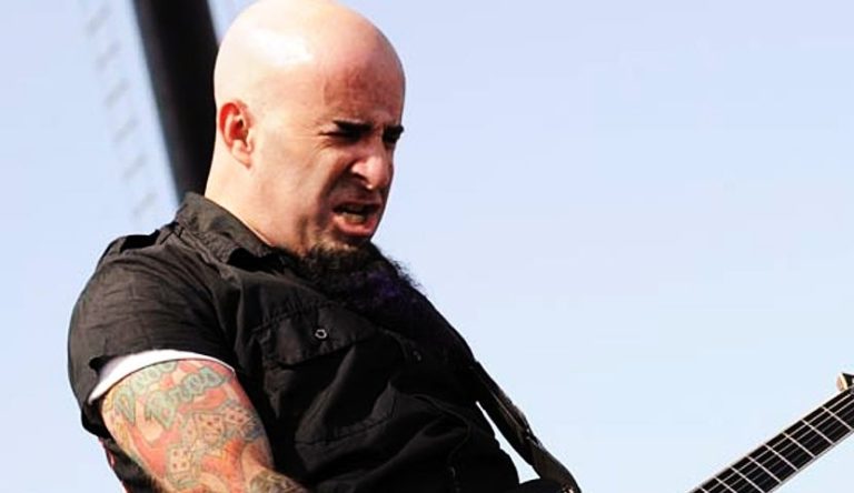Anthrax Guitarist Scott Ian’s Bloody-Injury Photo Revealed