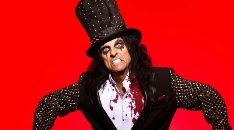 Alice Cooper Protects Himself Against Coronavirus Threat In A Funny Way