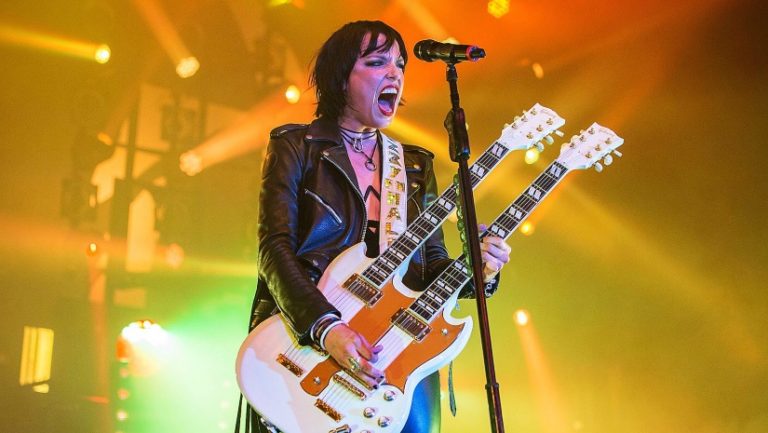 Halestorm’s Lzzy Hale Reacts The Ignorant People For Coronavirus: “Go Lick Your Toilet Seat”