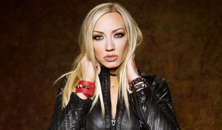Alice Cooper’s Nita Strauss Makes An Exciting Announcement With Rare Stage Photo