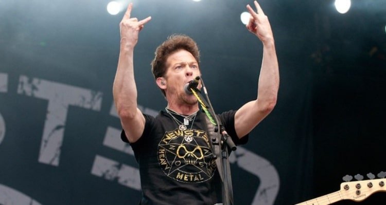 Ex-Metallica Bassist Jason Newsted Explains His ‘Occupational Hazard’