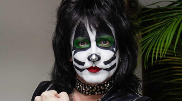 KISS Sends Special End Of The Road World Tour Moment Of Eric Singer