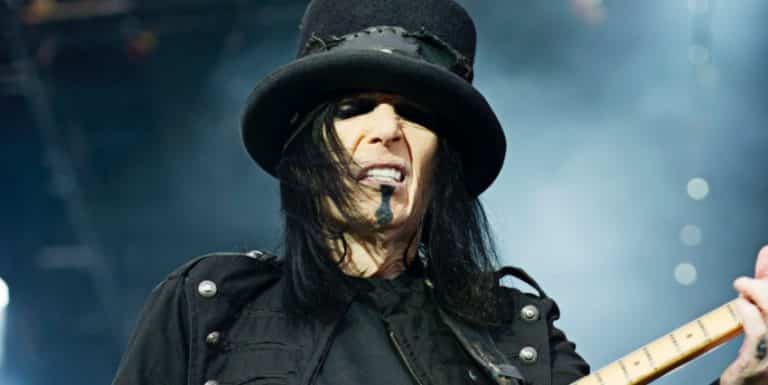 Mick Mars’ Rarest Photo Revealed By Motley Crue