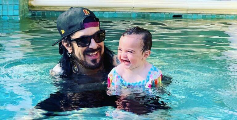 Motley Crue’s Nikki Sixx’s and His Little Daughter’s Sweet Moments Revealed