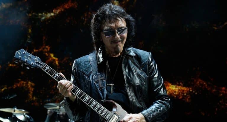 Tony Iommi Admits A Weird Truth On Black Sabbath Classic ‘Paranoid’