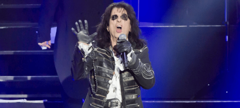 Alice Cooper Makes Encouraging Comments About Coronavirus: “Keep Fighting”