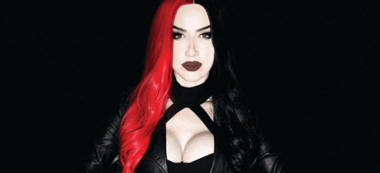 New Years Day’s Ash Costello Shows Her Charming Prettiness With A Home Selfie