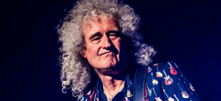 Queen’s Brian May Performs For The First Time After His Unexpected Injury