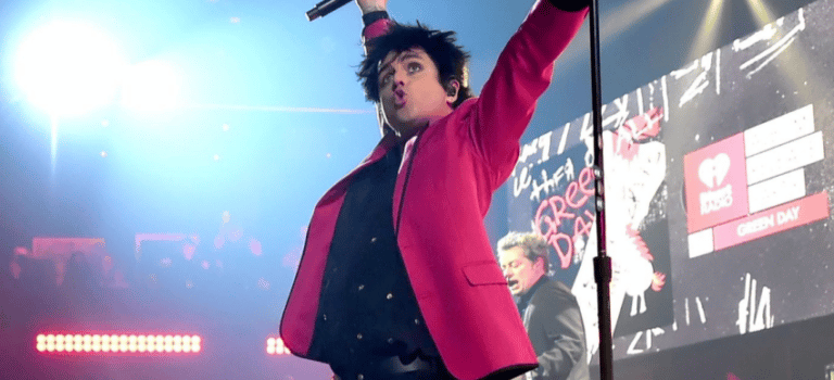 Green Day’s Billie Joe Armstrong Answers A Question By Using A Penis