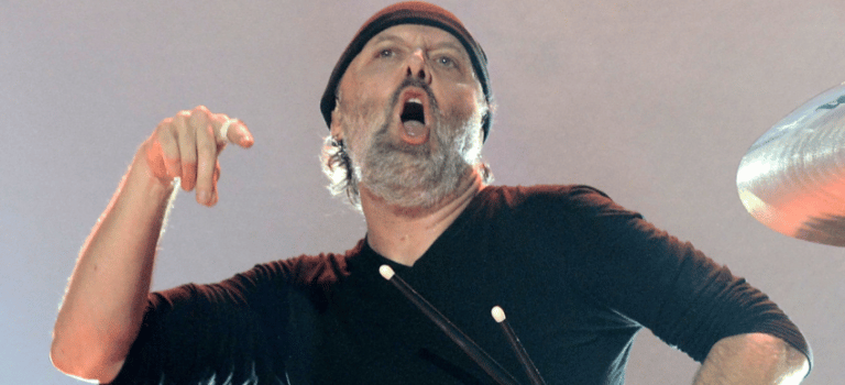 Metallica’s Lars Ulrich Sends Rare-Poses Taken In Melbourne