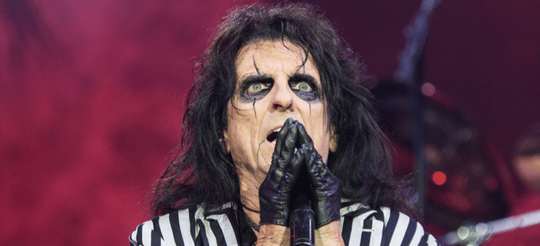Alice Cooper Recalls The Worst Drug Experience: “I Thought Everybody Was Dead Except Me”