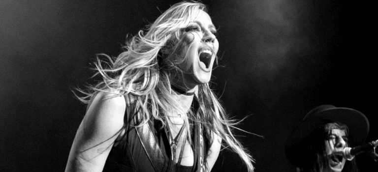 Alice Cooper’s Nita Strauss Makes Meaningful Comments On People Who Had Negative Opinion On Herself
