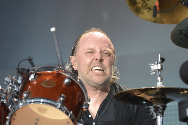 Metallica’s Lars Ulrich Criticizes America About Its Incompetence