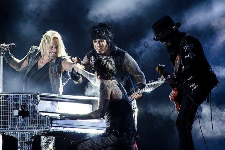 Motley Crue Reveals A Rare Photo Of Band Members To Thank Essential Workers