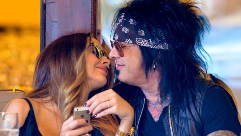 Sixx and courtney nikki Who is