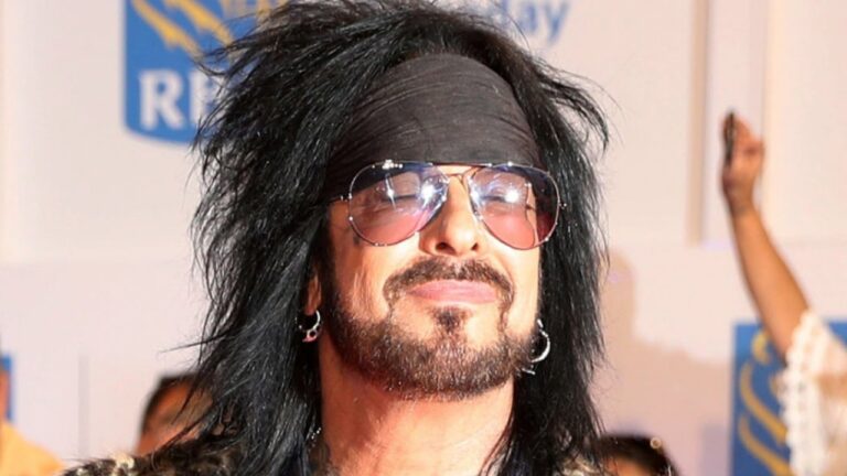 Motley Crue’s Nikki Sixx On Election Day: “We Can’t Allow Politicians To Define Who We Are”