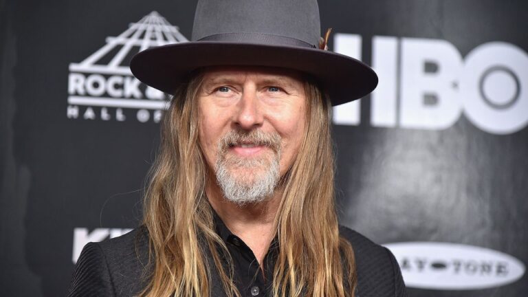 Bad News From Alice in Chains, Jerry Cantrell Explains