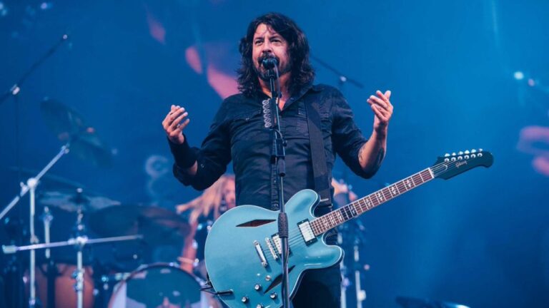 Foo Fighters’ Dave Grohl Reveals The Crazy Thing He Noticed On Fans During Pandemic