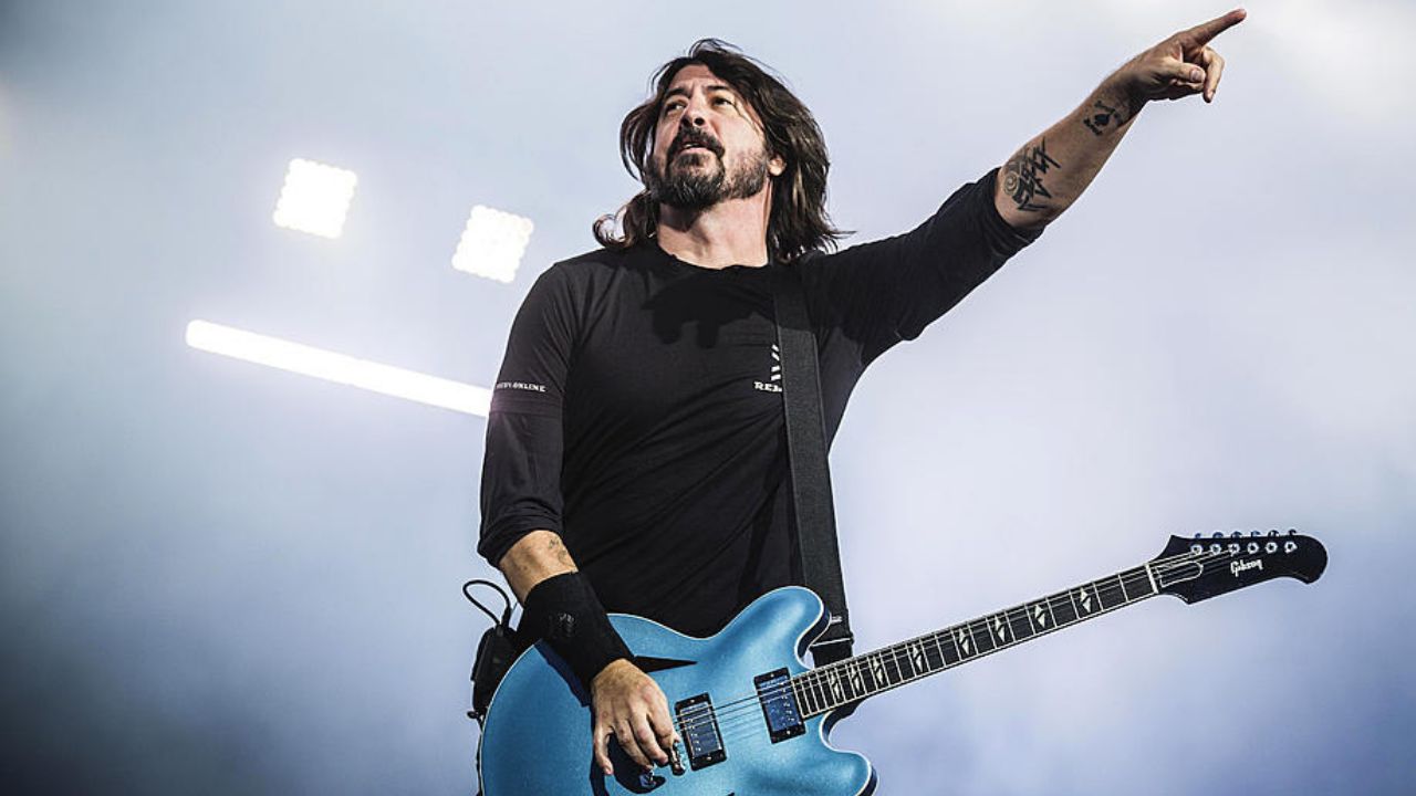 Ex-Nirvana drummer Dave Grohl has revealed some shocking truths about Nirvana's final album and stated that it's a dark album for himself.