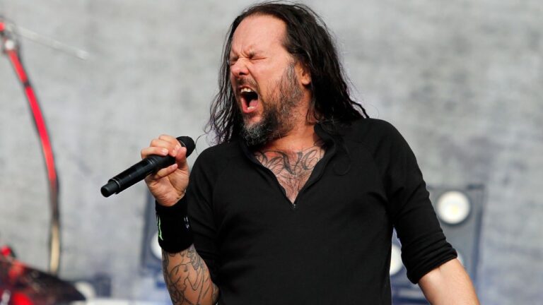 Korn Postpones and Cancels Shows Because Jonathan Davis Tested Positive