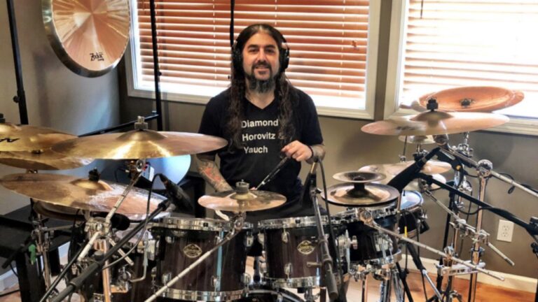 Mike Portnoy Reveals A Dream Theater Song He Could Play While Eating Tuna Sandwich