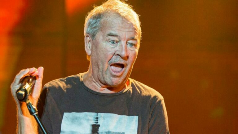 Deep Purple Icon Ian Gillan Reveals Shocking Fact Behind ‘Smoke On The Water’: “It Was A Warmup Track”