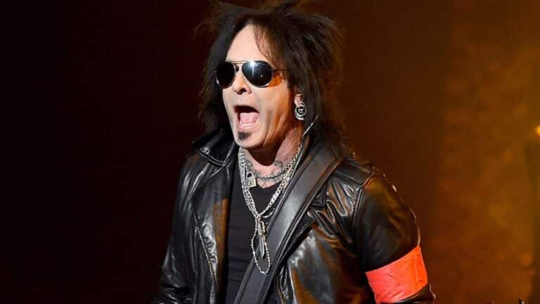 Mötley Crüe’s Nikki Sixx Recalls Being Bullied: “We Were Living Out In The Middle Of Nowhere”