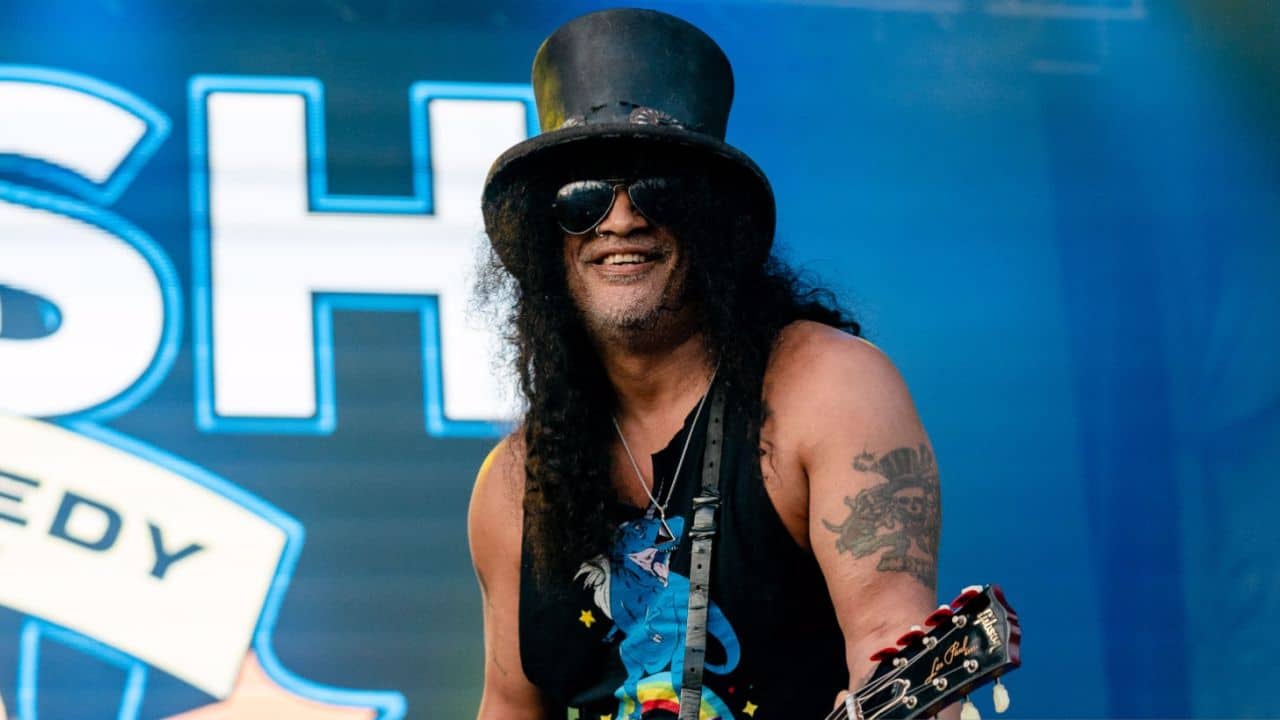 Guns N' Roses' Slash Says 'Rock And Roll Books Were 75 Percent Bullshit'