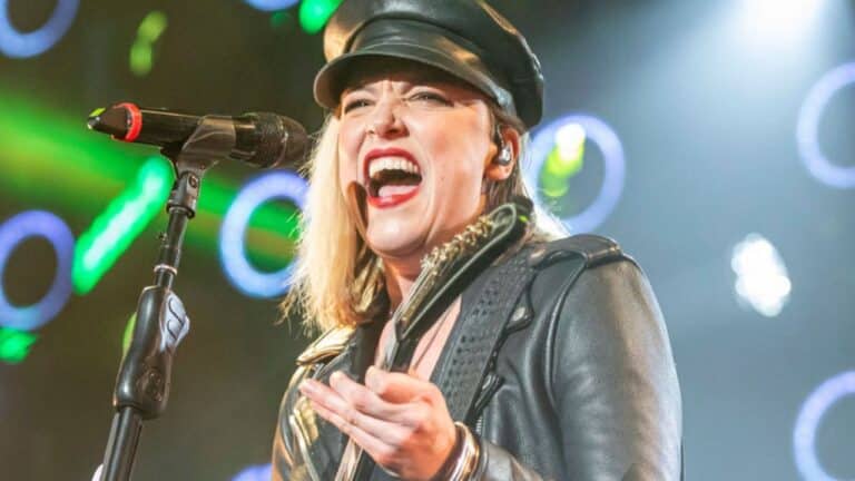 Lzzy Hale Admits New Halestorm Album ‘Back From The Dead’ Has Lyrics Of A ‘Gay Fan’