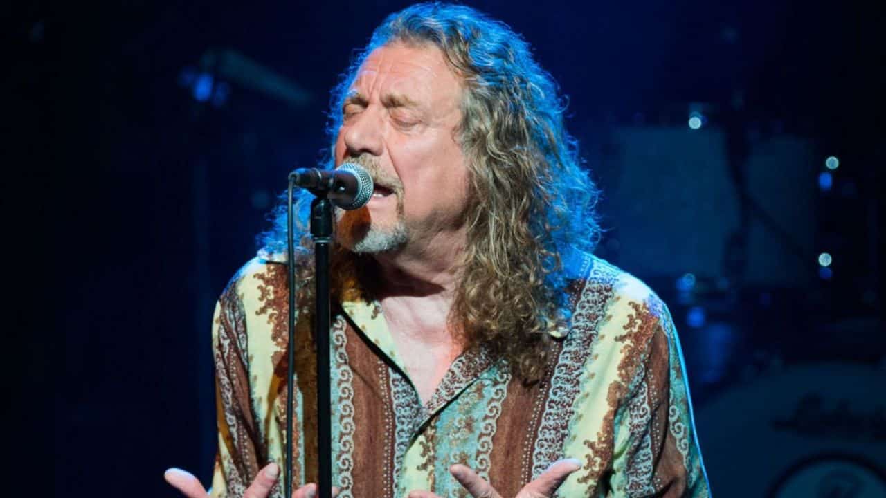 Robert Plant Recalls First Met With Jimmy Page: "The Fireball That We Developed Took No Prisoners"