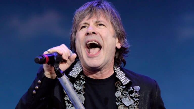 Bruce Dickinson Recalls Accidentally Playing Unreleased Iron Maiden Album On Air Control’s Radio