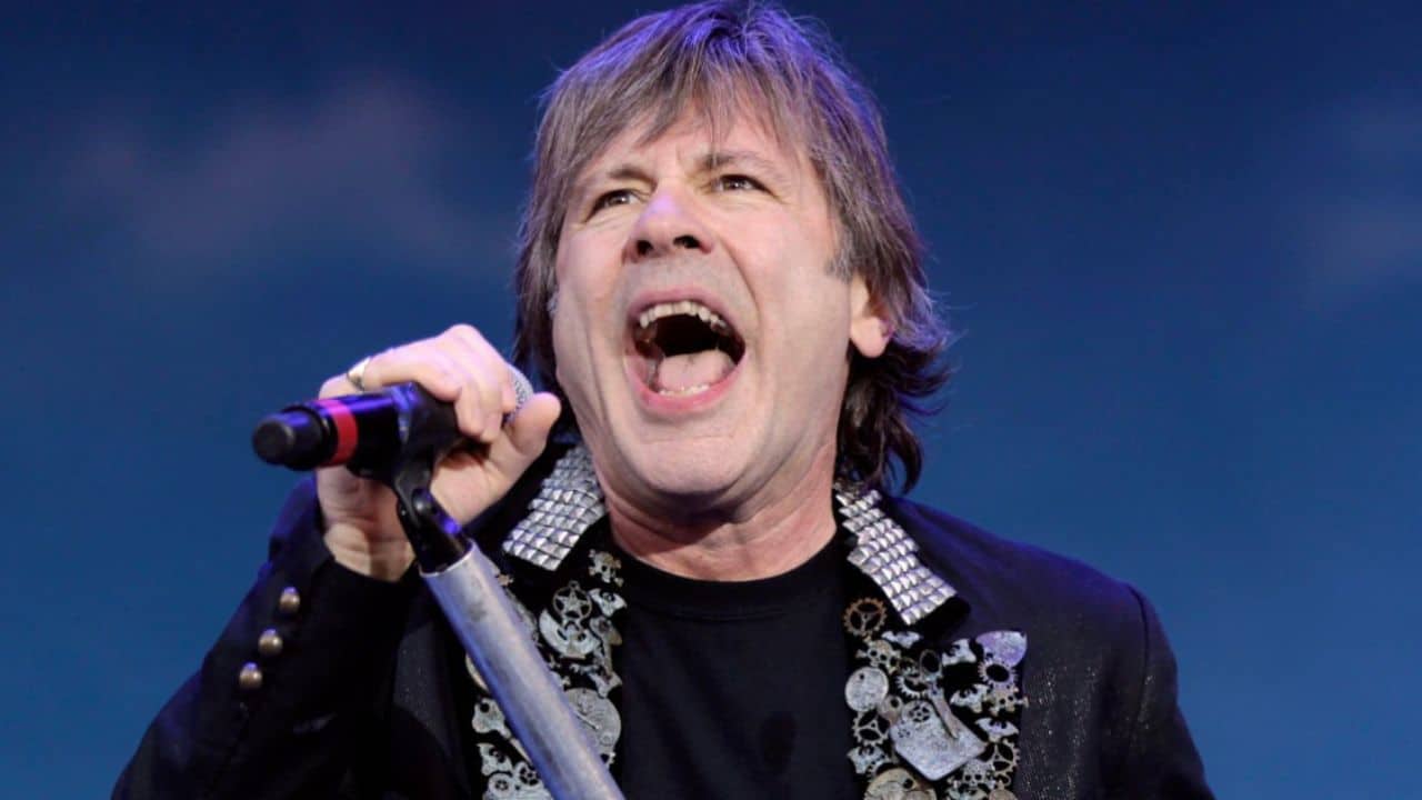 Bruce Dickinson Recalls Accidentally Playing Unreleased Iron Maiden Album On Air Control's Radio