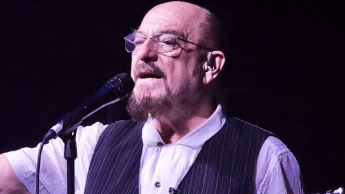 Jethro Tulls Ian Anderson Explains Why He Wont Perform In Russia: 