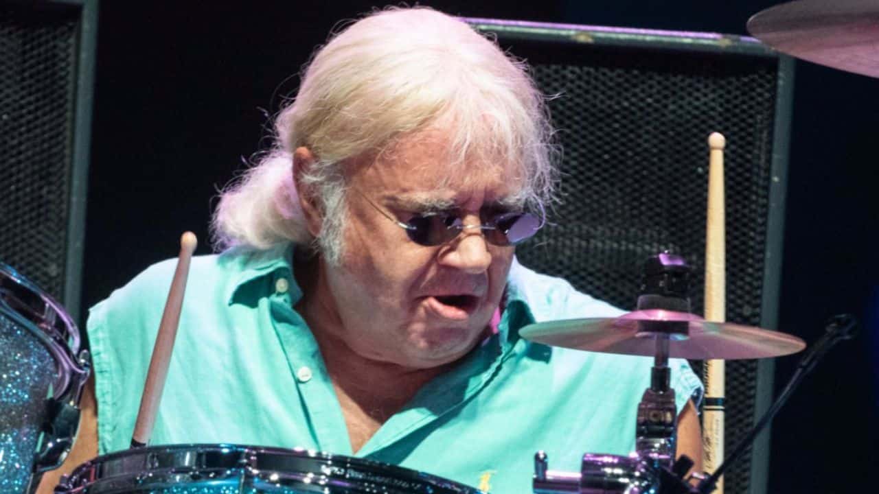 Ian Paice Reveals Weird Story Behind How Deep Purple Completed 'Smoke On The Water'