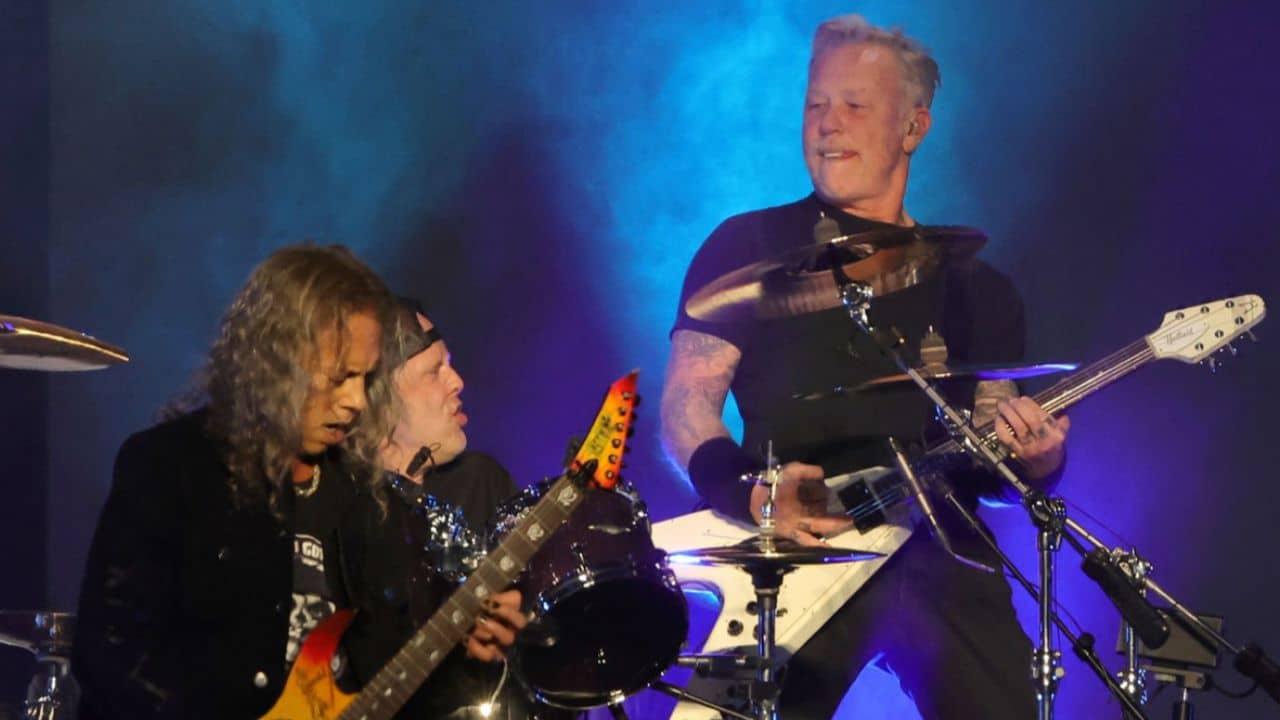 Metallica's Kirk Hammett Reveals How James Hetfield Reacted to Working As A Solo Musician