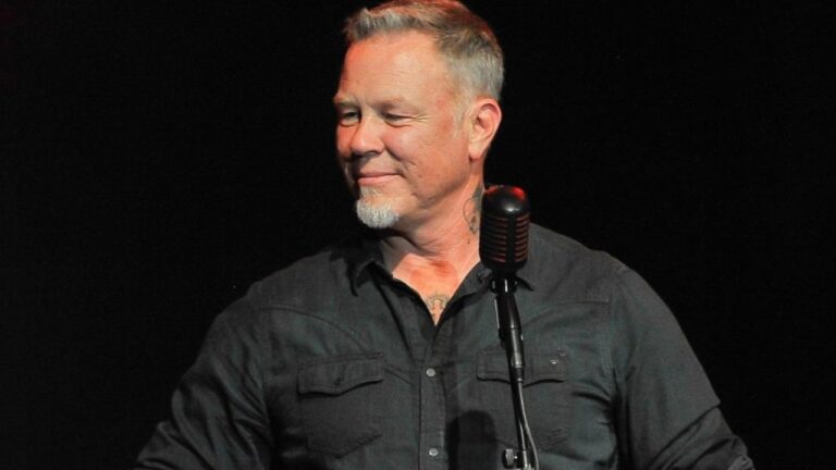 Metallica’s James Hetfield Names Rhythm Guitarists That Influenced Him