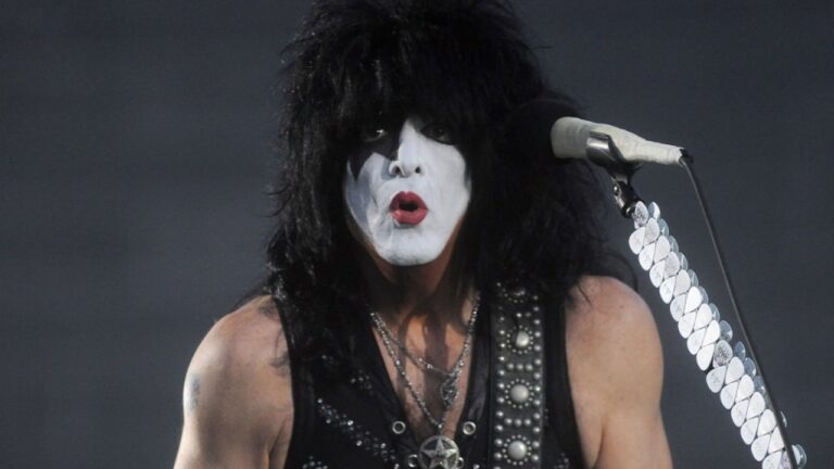 KISS' Paul Stanley Breaks Silence On 'Mental Illness' Argument On Mass Shooting