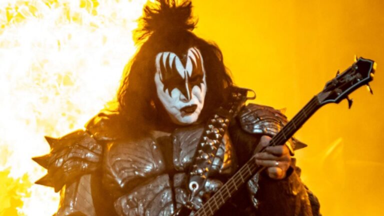 Gene Simmons Shared His Thoughts About A Possible New KISS Line-Up