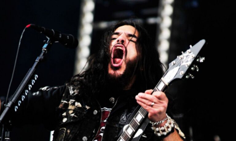 Robb Flynn Recalls First Show Of Machine Head Made Him Emotional