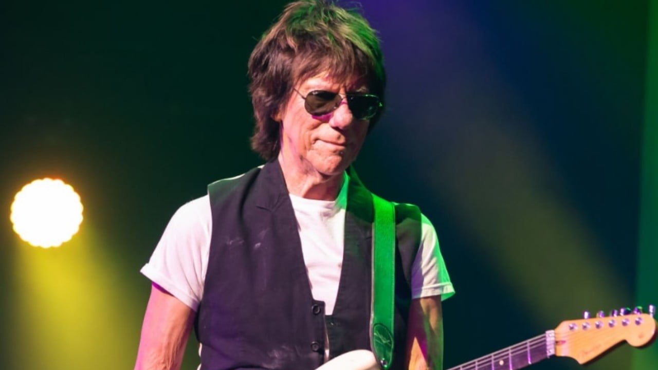 The 5 Guitarists That Jeff Beck Picked As His Favorites
