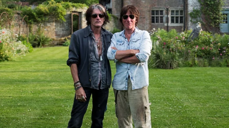 Joe Perry Recalls Blasting Aerosmith Manager For Stealing Jeff Beck's Pedal