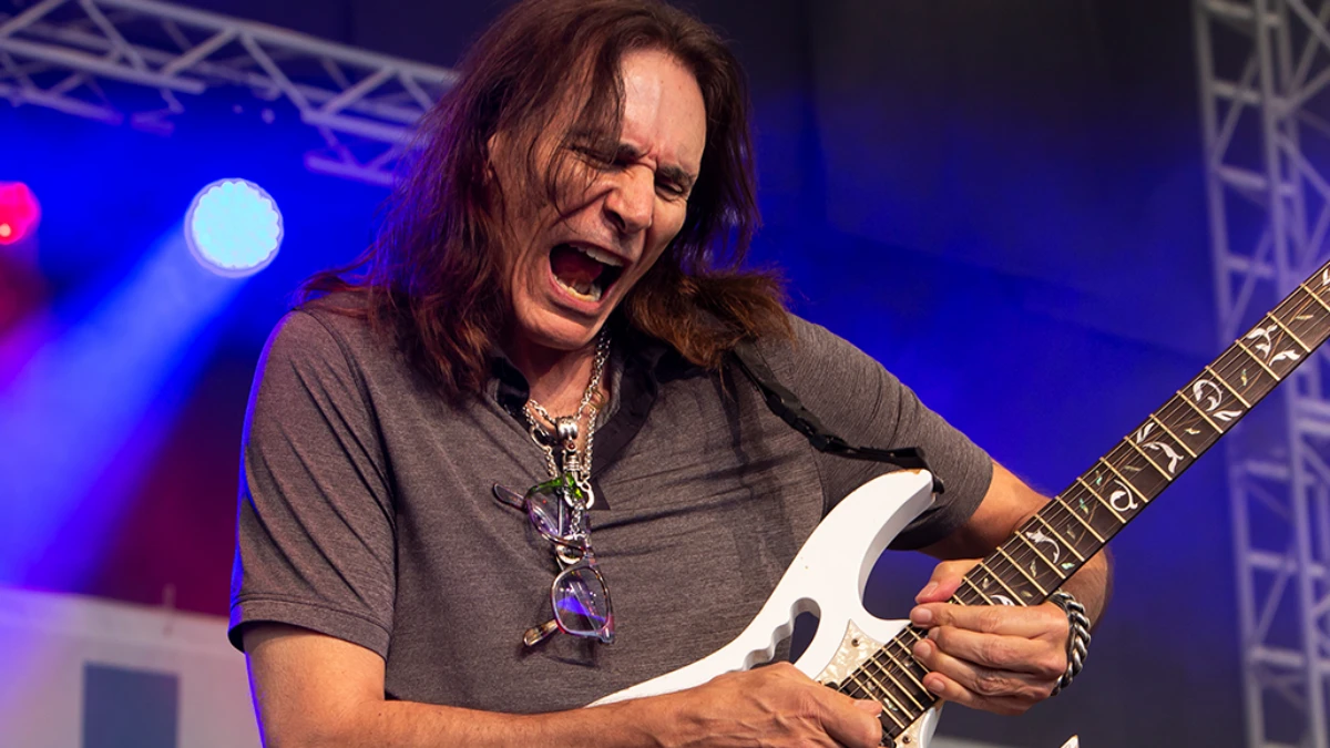 Steve Vai