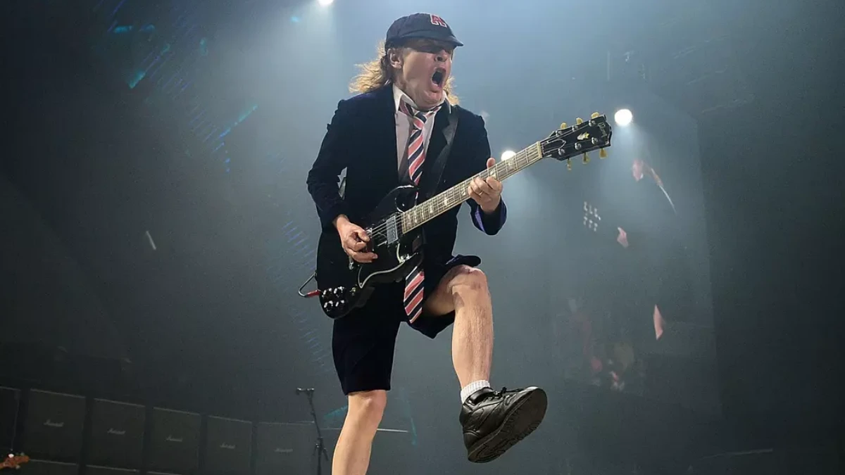 The Top 5 Guitarists That Angus Young Named His Favorites Ever