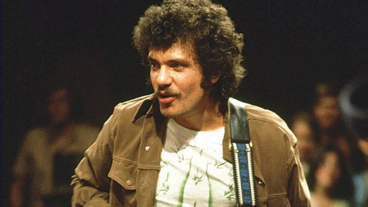 Mick Mars' favorite guitarist of all time, Mike Bloomfield