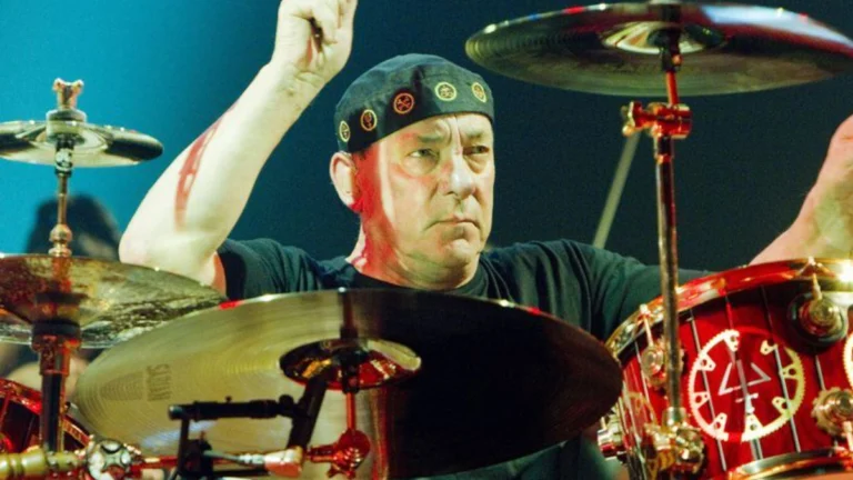The Top 10 Drummers That Neil Peart Named His Favorites Ever