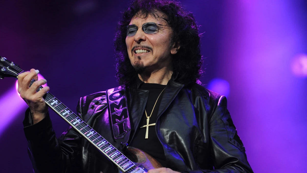 The 5 Guitarists That Tony Iommi Named His Favorites Of All Time
