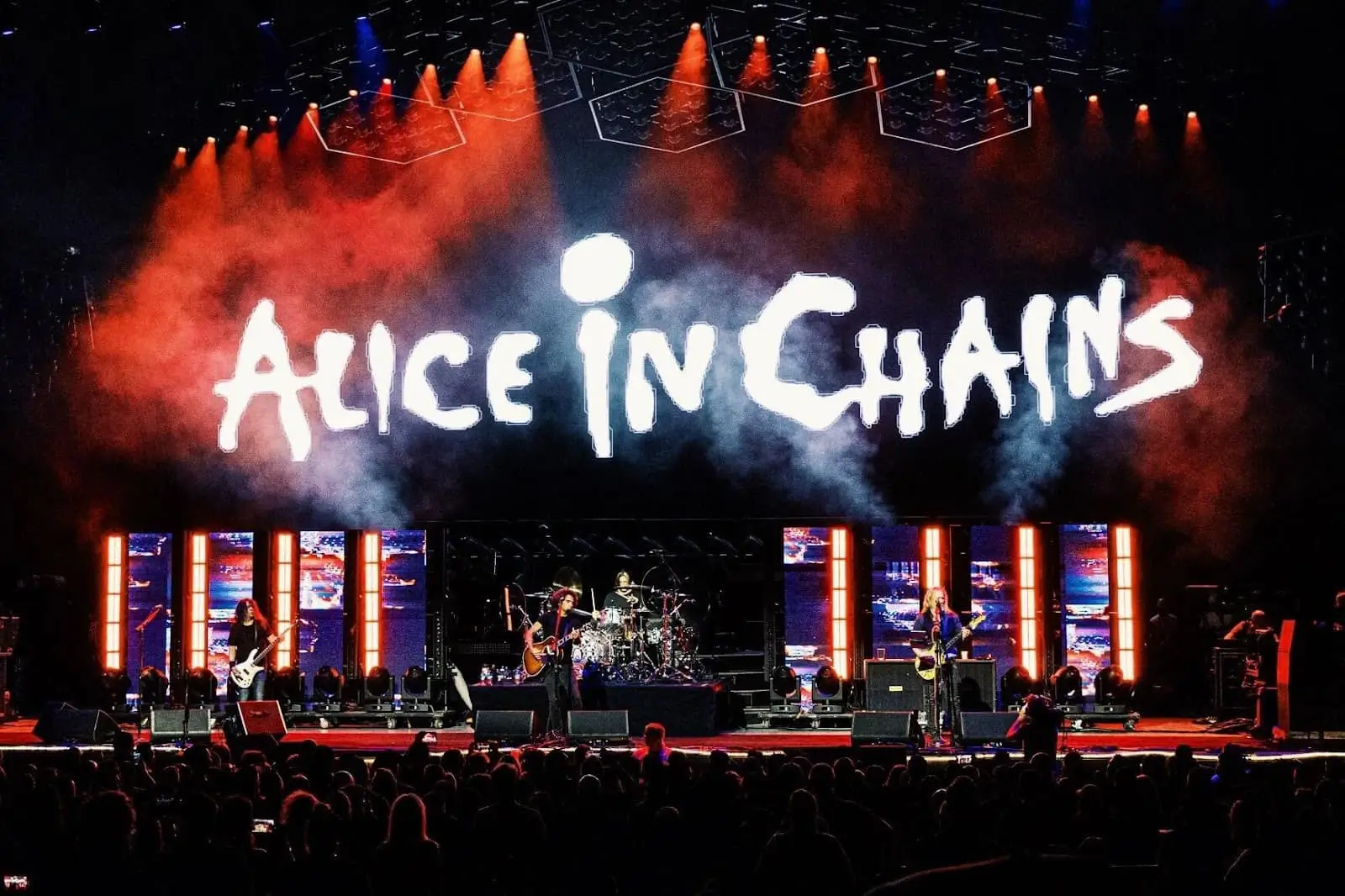 Alice-in-Chains-Concert-Photo